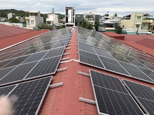 Hệ thống điện mặt trời phù hợp cho các hộ gia đình có hóa đơn điện từ 1 triệu đồng trở lên