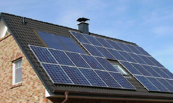 Pin năng lượng mặt trời là thiết bị chuyển đổi ánh sáng mặt trời thành nguồn điện năng