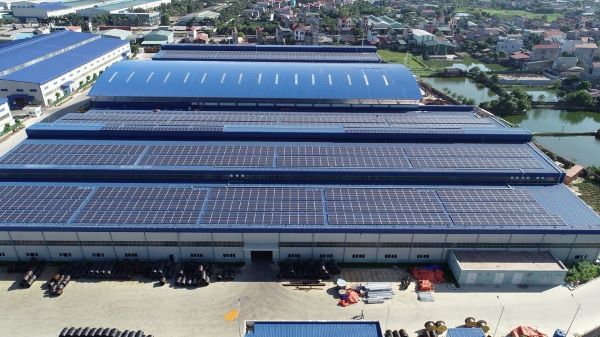 Đầu tư lắp điện mặt trời áp mái nhà xưởng với quy mô lớn Đầu tư lắp điện mặt trời áp mái nhà xưởng với quy mô lớn