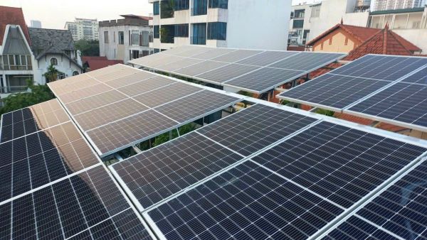 Tấm năng lượng mặt trời giá bao nhiêu? Tấm năng lượng mặt trời giá bao nhiêu?