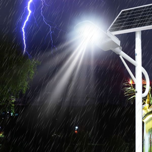 Đèn đường NLMT 1200W sử dụng đa dạng và bền bỉ Đèn đường NLMT 1200W sử dụng đa dạng và bền bỉ