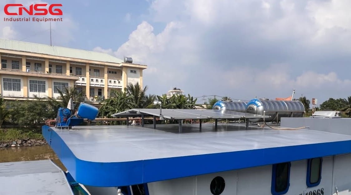 năng lượng mặt trời cho sà lan, tàu bè